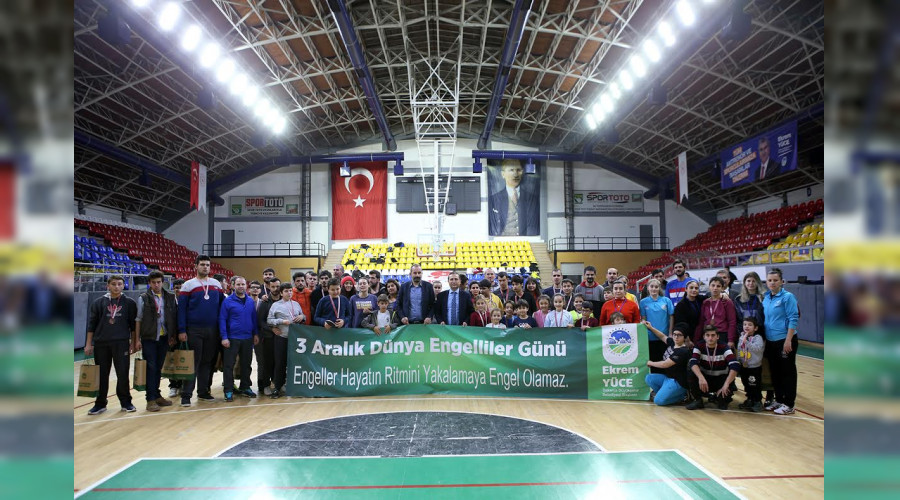 Masa Tenisi Şenliği'nde raketler konuştu