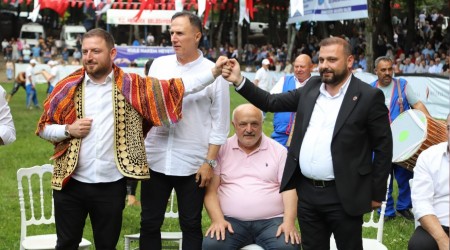 lkemizin eitli yerlerinde yatrmlar olan Sakaryal i insan Faruk Ko tekrar Selman Dede Yal Greleri aas oldu.