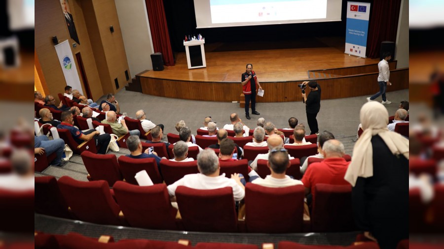 Afet annda bir telsiz sesi binlerce kiinin hayatnda rol oynayacak