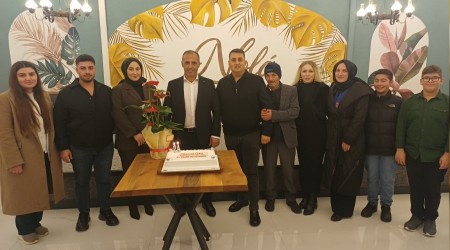 Akgün Çelik Prefabrik Yapı’da 24 yıllık emek, Nola Cafe & Restaurant’ta dayanışma yemeğiyle taçlandı