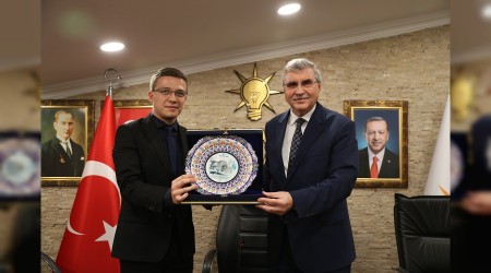 En byk gcmz genlerin enerjisi ve gayretleridir