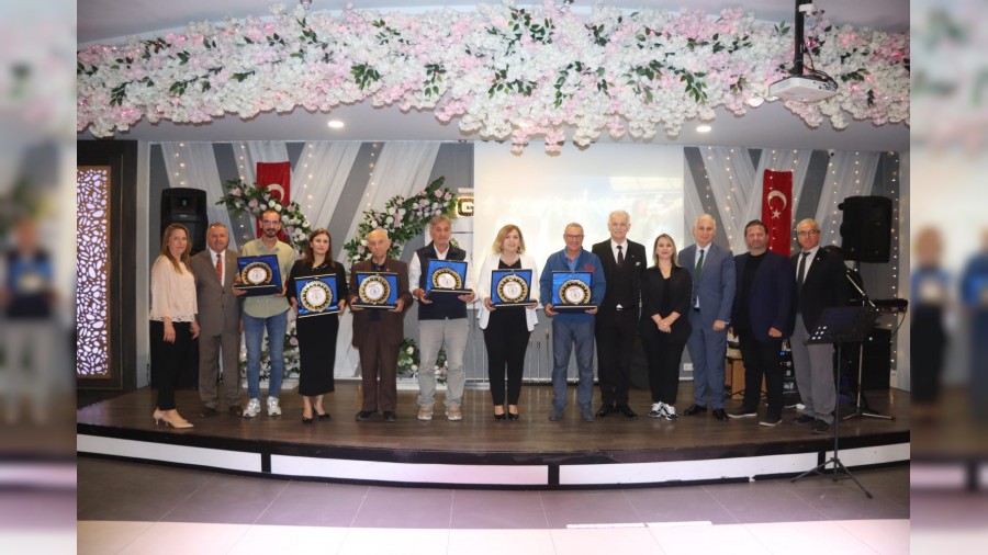 FOLKART Halk Oyuncular Gecesi bu yl da cokulu geti. Geleneksel bulumann drdncs dzenlendi