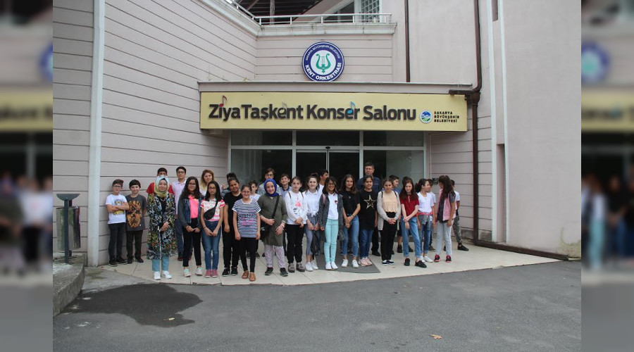 Akyazı SGM öğrencileri şehir gezisine çıktı
