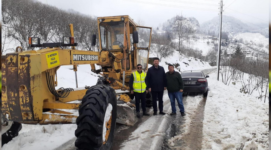 BAŞKAN SOYKAN KAR KÜREME ÇALIŞMALARINI YERİNDE İNCELEDİ