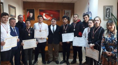 EZGNLER MESLEK VE TEKNK ANADOLU LSES MADALYALARI  SLD SPRD