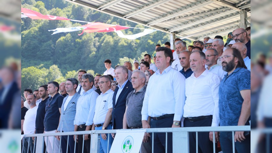 Ballıkaya Hüseyin Kama Spor Kompleksi açıldı