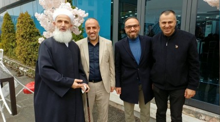 Cemil ve Nur�en Vuralo�lu ailesinin mutlu g�n�