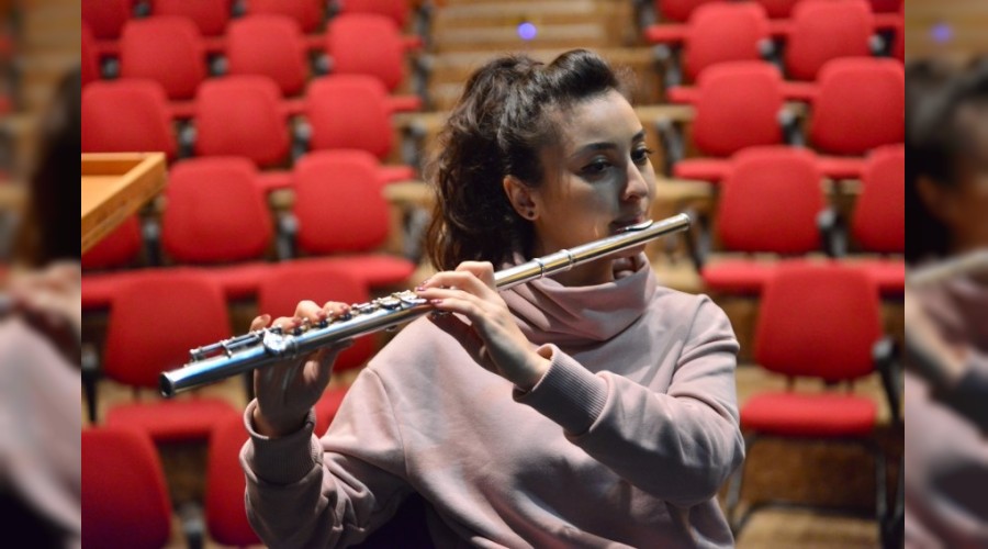 Serap Hocanın sesine Dünya karşılık verdi