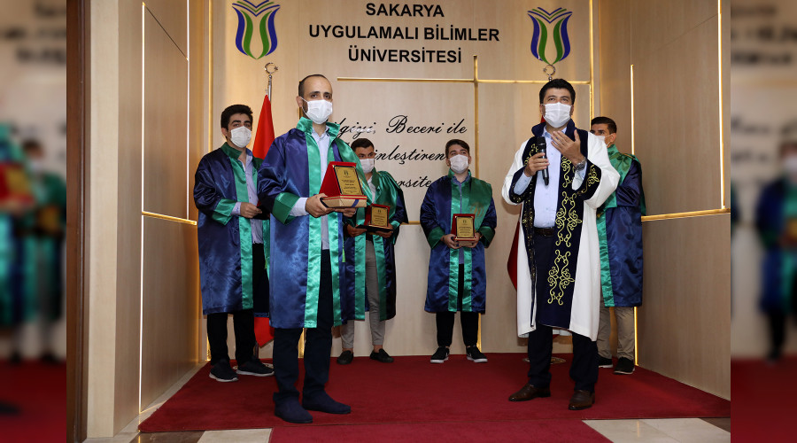 SUB'de dereceye giren renciler dllendirildi