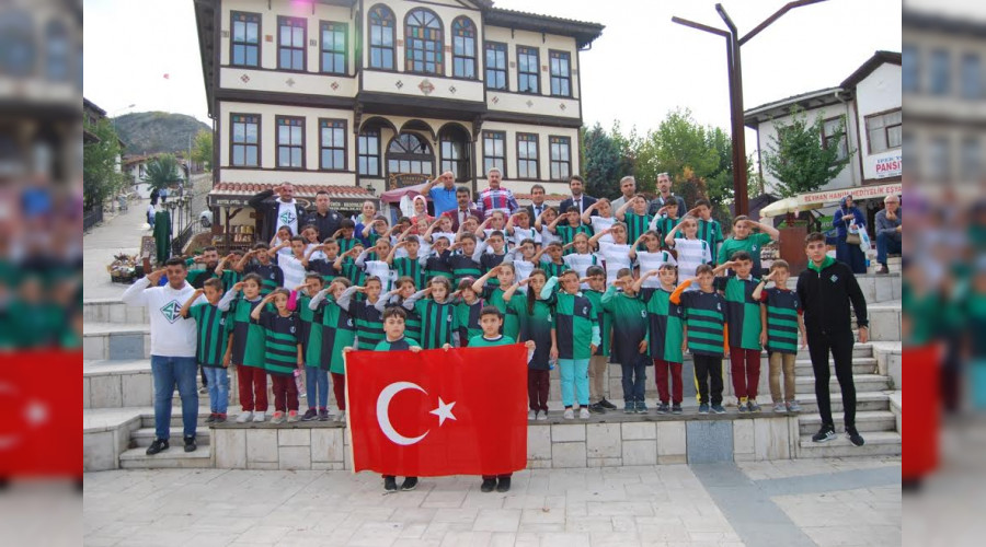 TATANGAİST '  den  anlamlı bir hareket