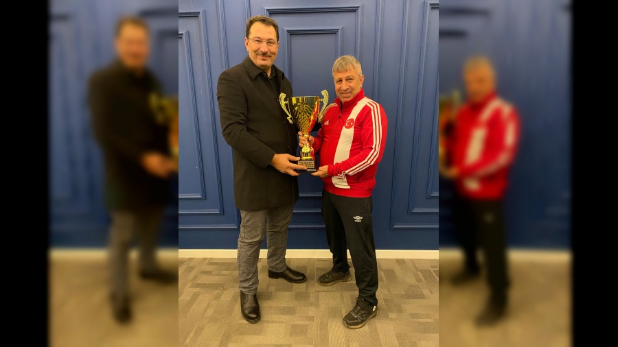 YAVUZ; MLL TAKIM BA ANTRENRN AIRLADI