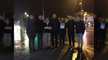 AK GENÇLİK GÖREV BAŞINDA OLANLARI UNUTMADI