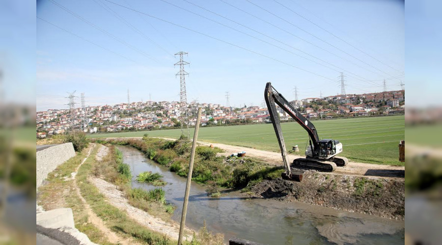 ark Deresi'nde youn temizlik almas