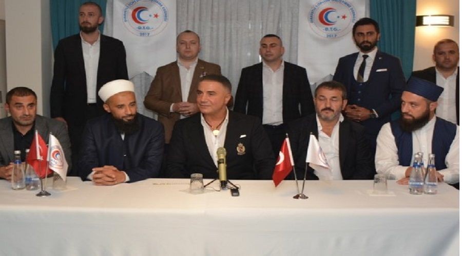 Polis, Sedat Peker'in Beykoz'daki villasnda