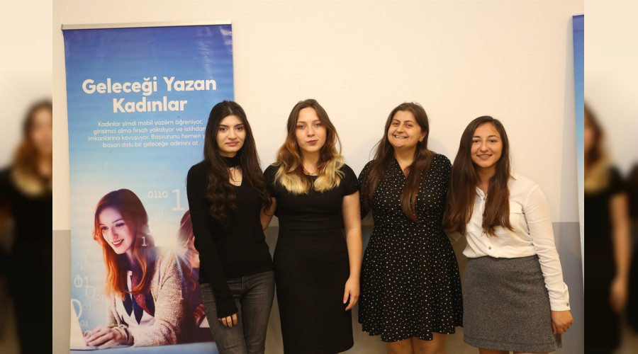 Geleceği Yazan Kadınlar Projesi'ne Sakarya damgası