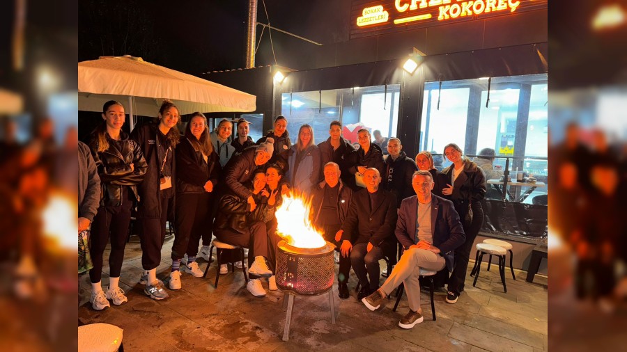 Sakarya Voleybol Takmna Cheff Kokore Izgaradan Anlaml Destek