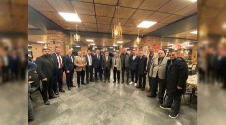 Serdivan�da Birlik Sofras�: Yeniden Refah Partisi �ftar�nda Dev Bulu�ma!
