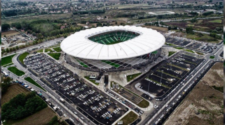 Yaayan Stadyum Projesi Sakarya Gndeminde