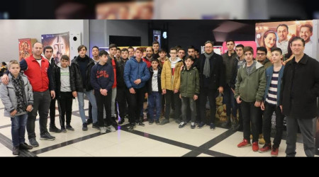Gençler, Beyaz Hüzün Filmini İzledi