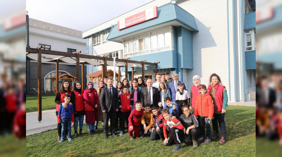 Vali Nayir Genlik Merkezlerinde ncelemelerde Bulundu