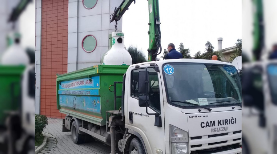 HENDEK GELECEĞİNİ KORUYOR