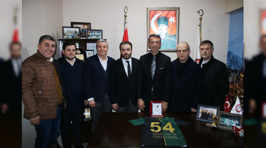 SAKARYASPOR'A AMATÖR DESTEK