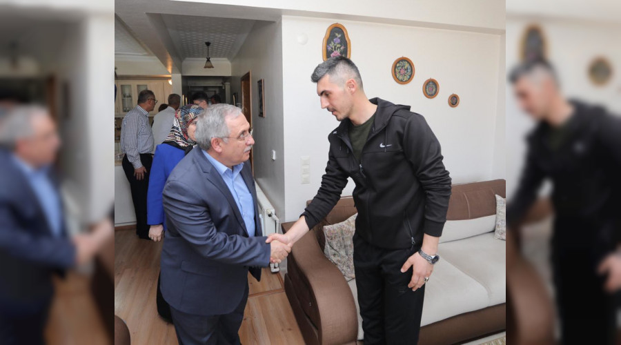 Vali Nayir dlib Gazisini Evinde Ziyaret Etti