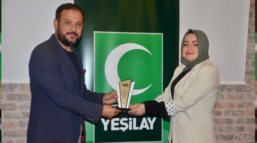 Yeilay Sakaryada devir teslim