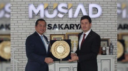 Endonezya Ankara Bykelisi Sakarya Bakan smail Filizfidanolunu ziyaret etti