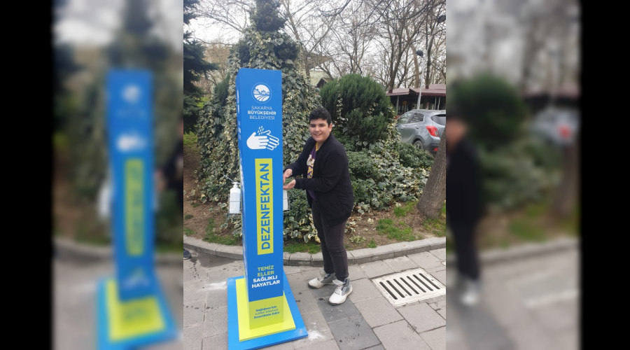 MUHTELİF NOKTALARA DEZENFEKTAN OTOMATLARI EKLENDİ