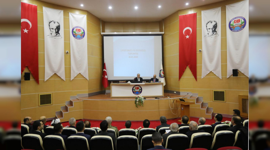 Vali Nayir Bağımlılıkla Mücadele Toplantısına Başkanlık Etti